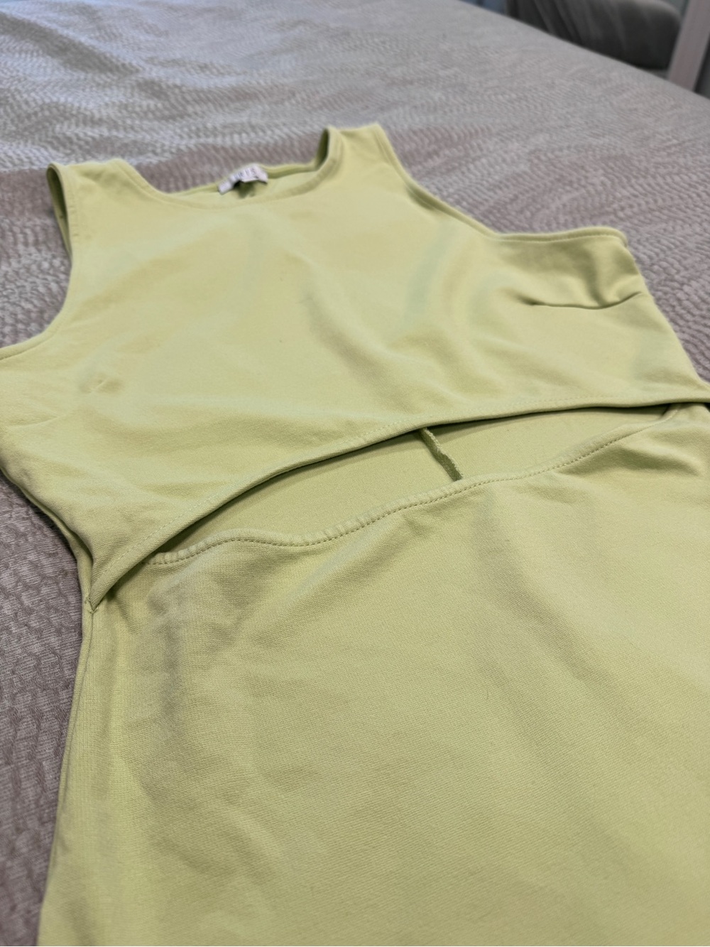 NWOT IRIS Lime Green Cut Out Bodycon Mini Dress Size M - Picture 2 of 8